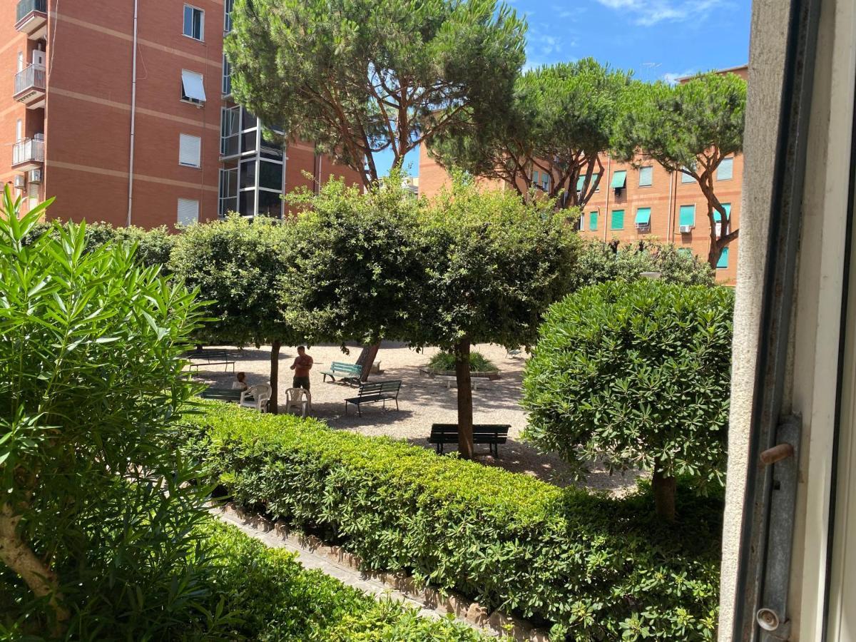 Tra Mare E Arte Apartment Lido di Ostia Bagian luar foto