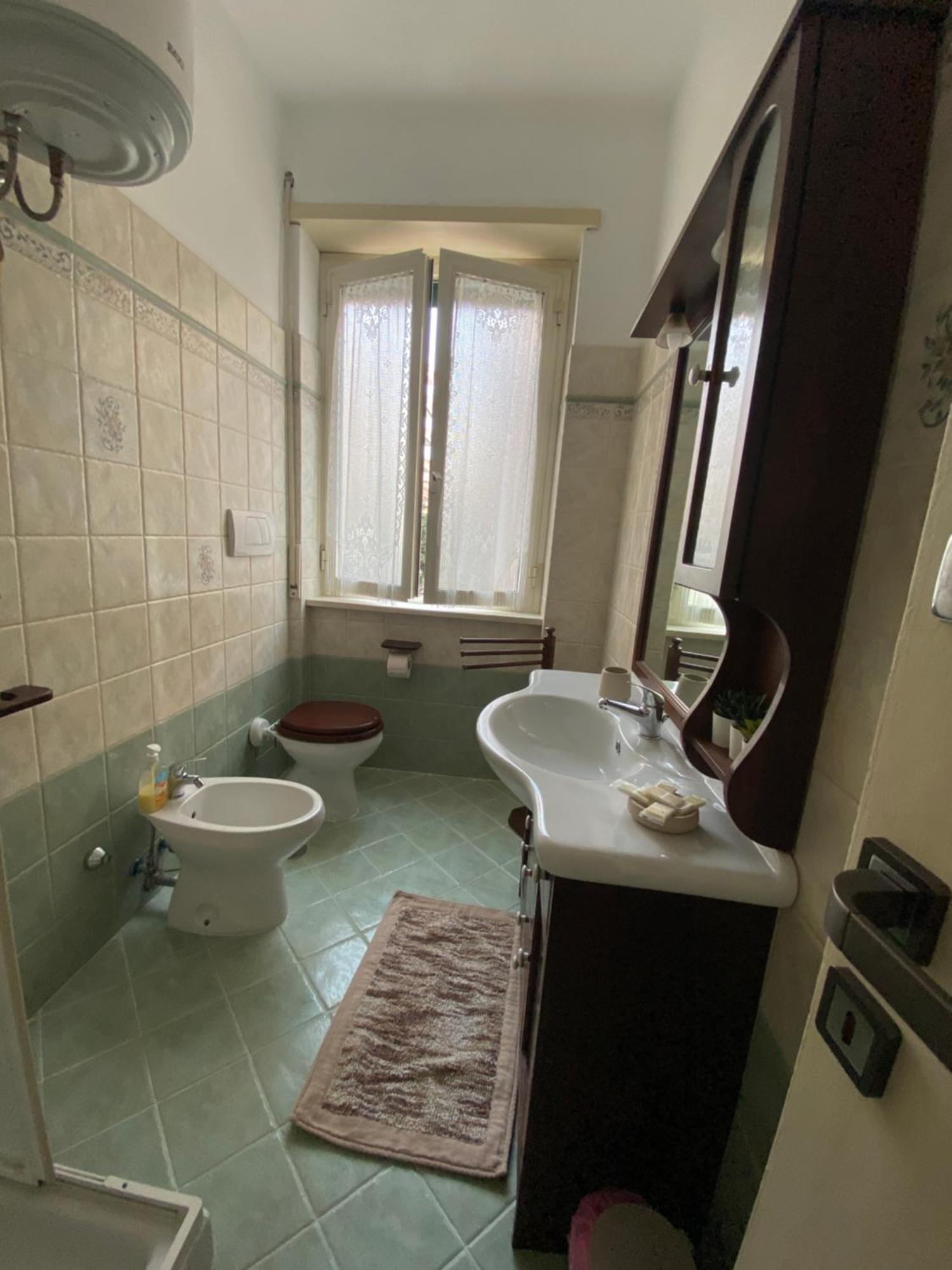 Tra Mare E Arte Apartment Lido di Ostia Bagian luar foto