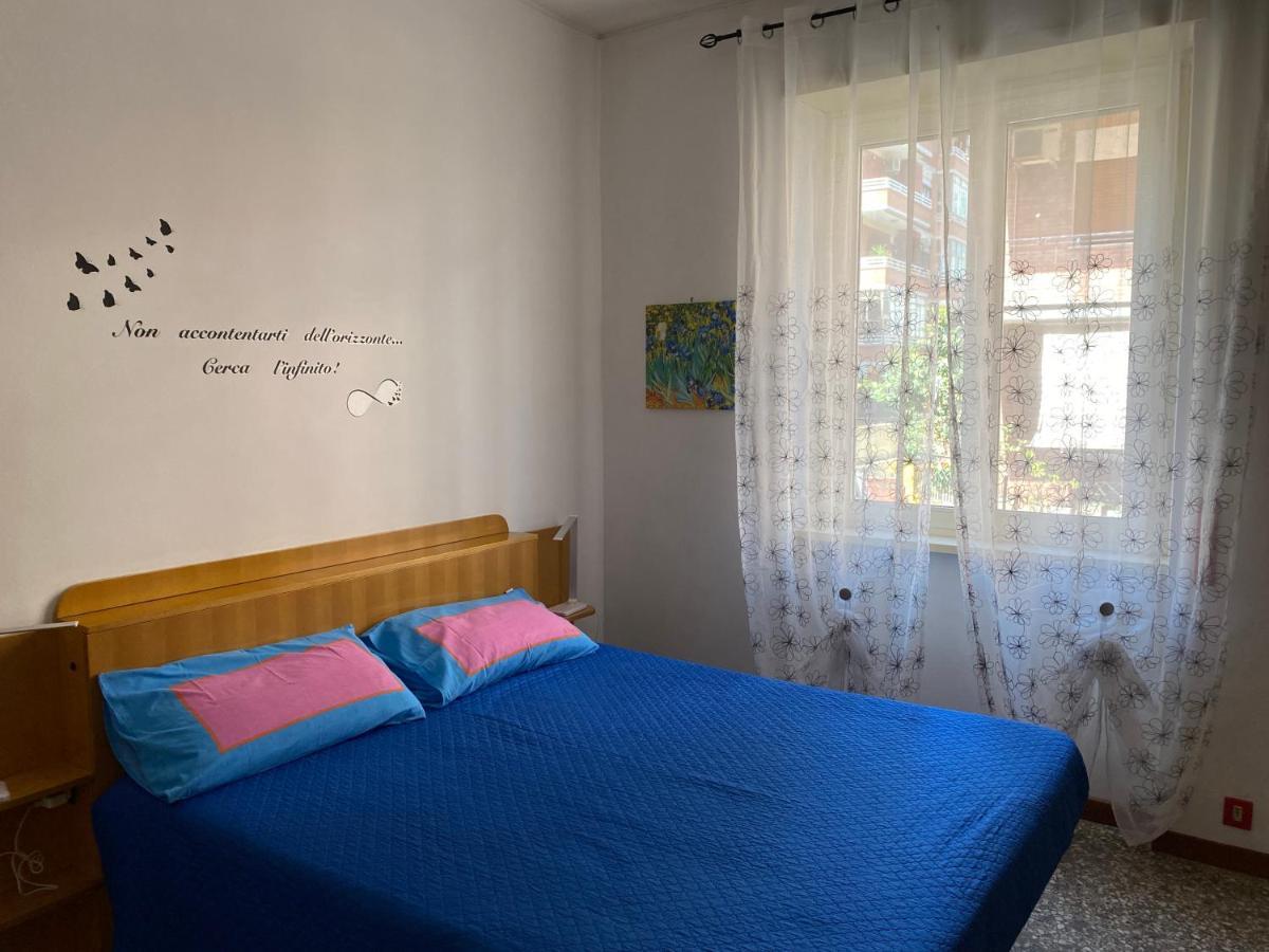 Tra Mare E Arte Apartment Lido di Ostia Bagian luar foto